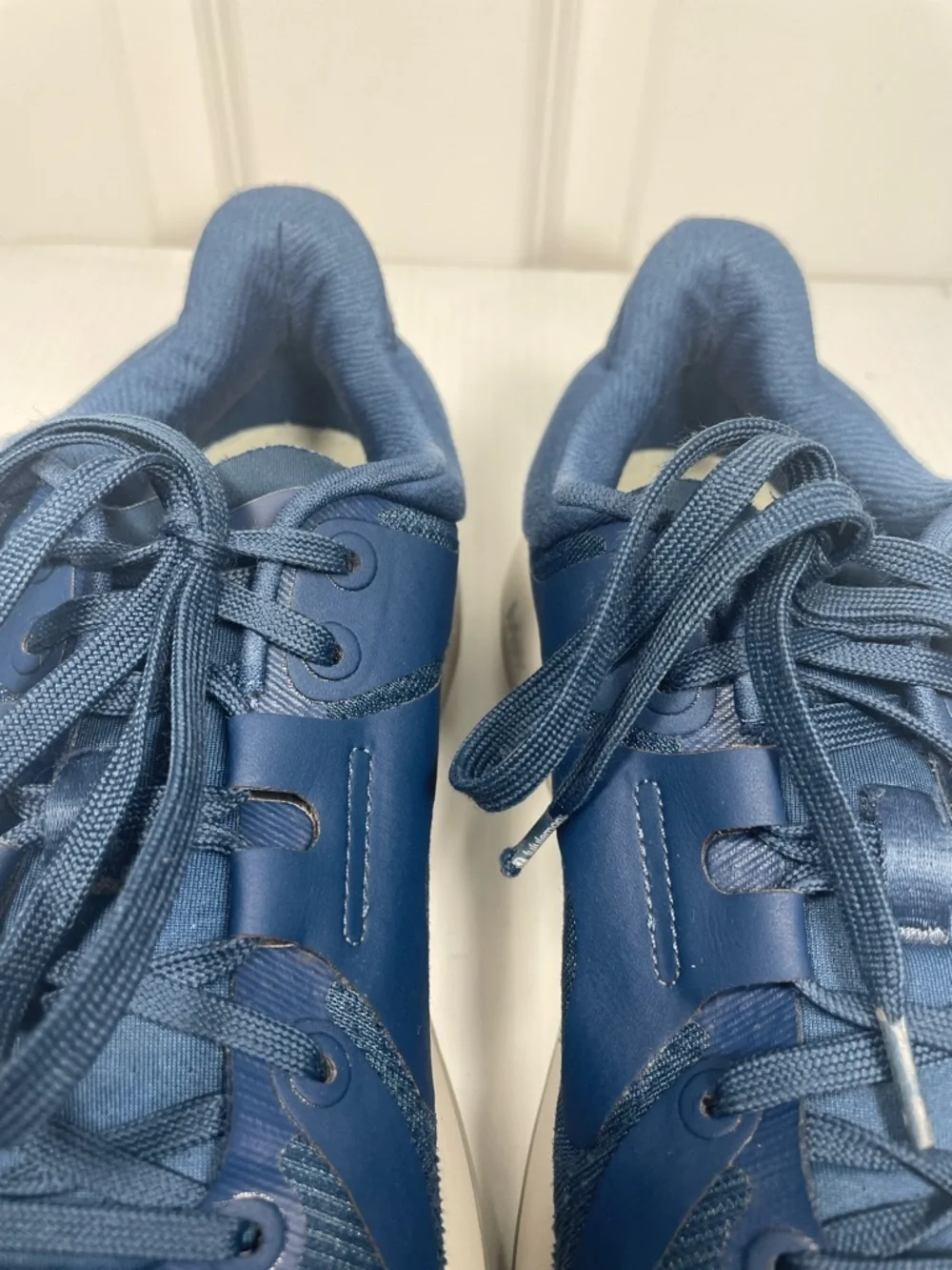 Lululemon Strongfeel Training Shoe Size 9 Oxford Blue Light Vapor Wild Indigo